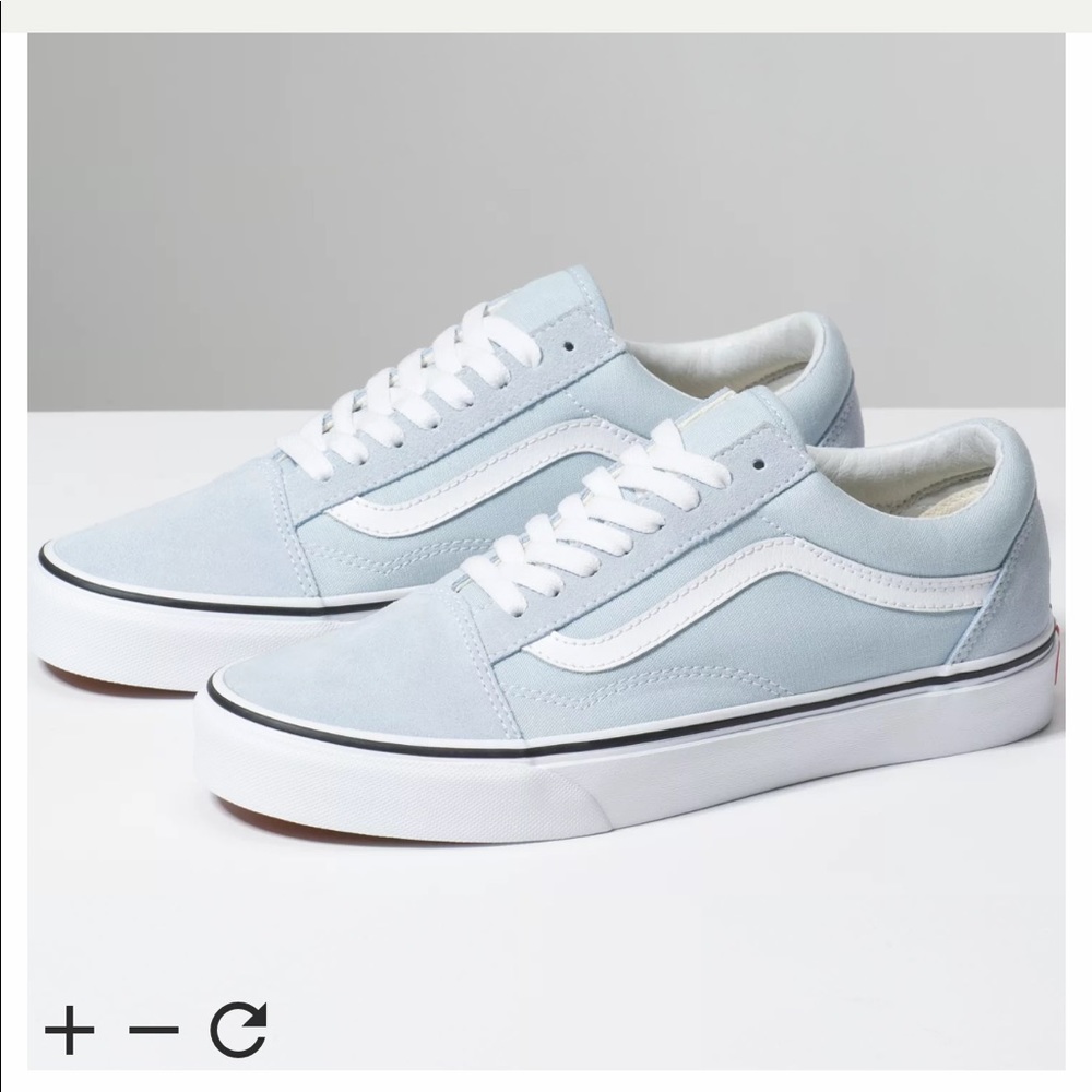 Old skool Light blue vans size 7.5 never worn with tag still attached